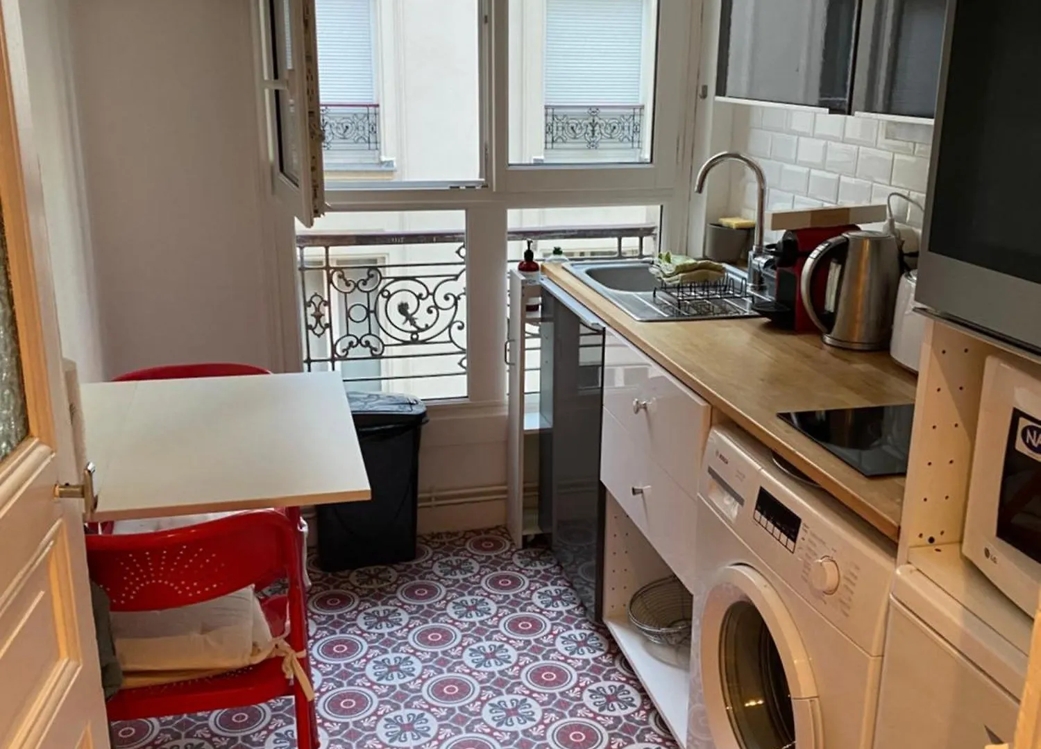 Charming Apartment Close To Emily'S Spots In Paryż